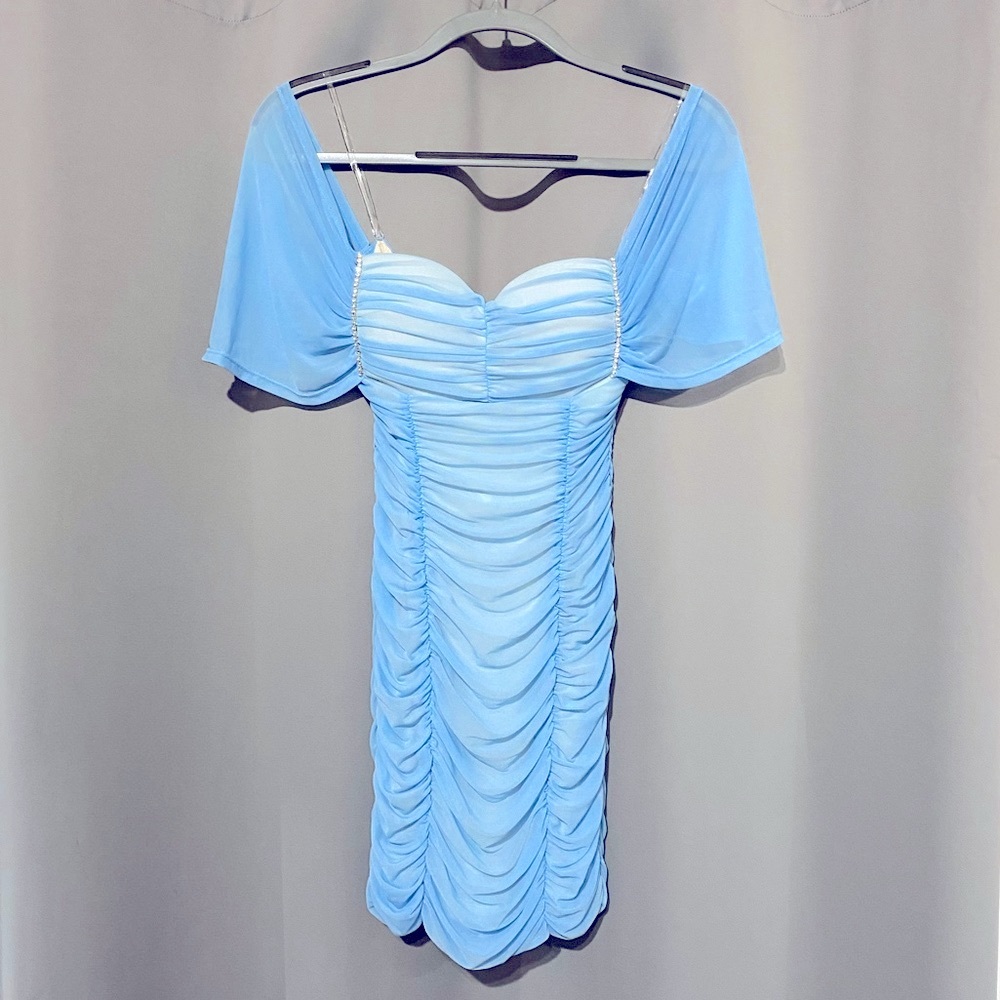 Scrunched sleeve/sleeveless w/rhinestone belt